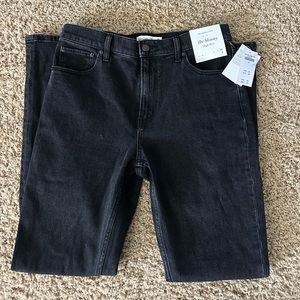 NWT Abercrombie and Fitch the Skinny high rise